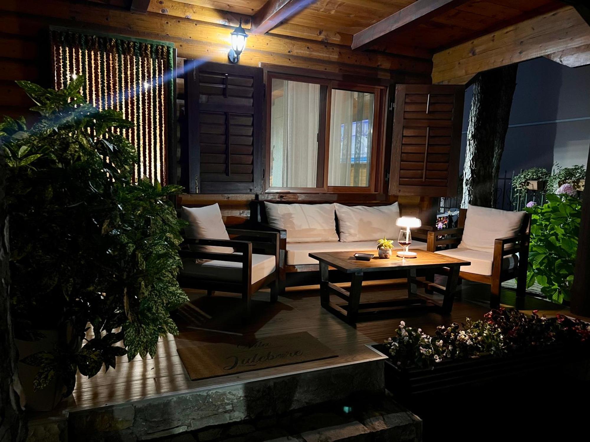 Vila Lulebore Velipoje Ngoại thất bức ảnh